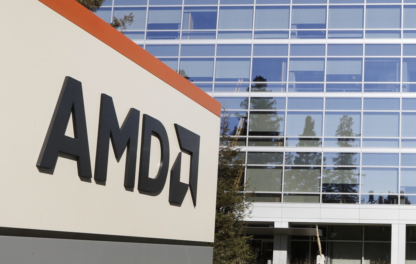 AMD Earnings Report: Strategic Analysis of AI and Market Growth