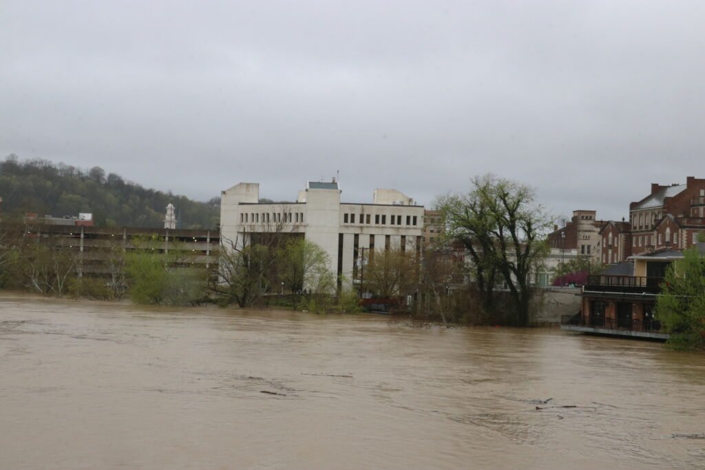 Central Kentucky Floods: Strategic Disaster Analysis