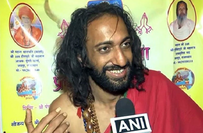 Who is Farsa Wale Baba? Understanding the Life and Legacy of the Mathura Cow Protector