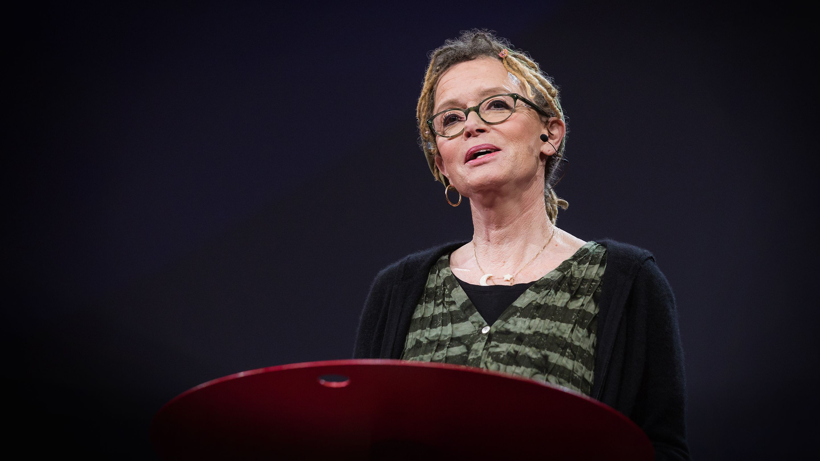 Mastering the Art of Writing: Lessons from Anne Lamott and the Path to Creative Freedom