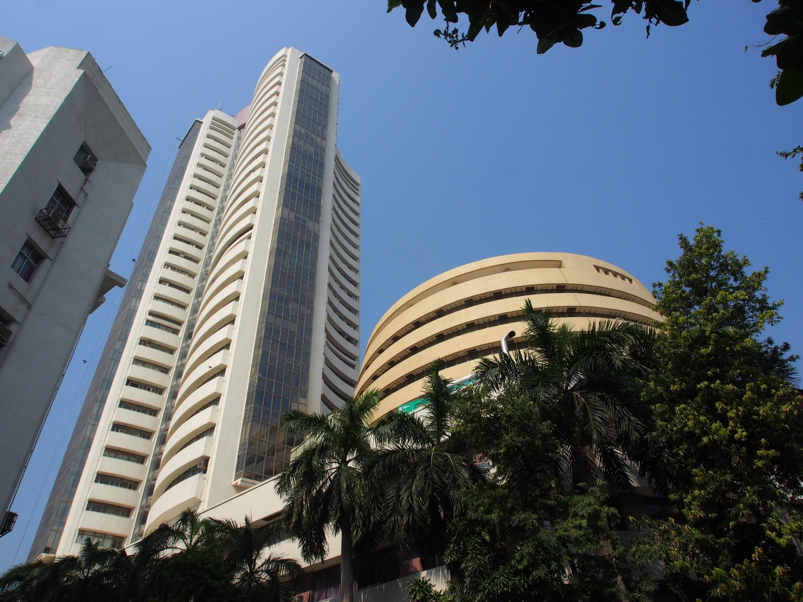 Decoding the SENSEX: A Comprehensive Analysis of BSE’s Historical Performance and Market Evolution