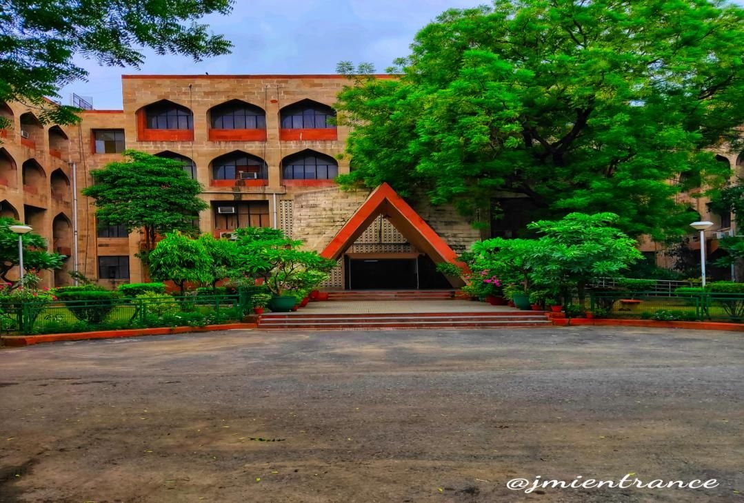 The Ultimate Guide to Jamia Millia Islamia (JMI): Admissions, Academic Excellence, and Career Growth
