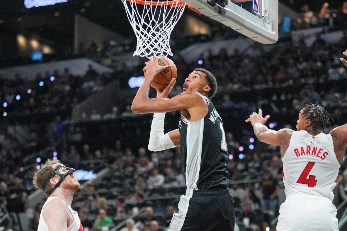 Knicks Spurs Game 4: Strategic Analysis of NBA Dynamics