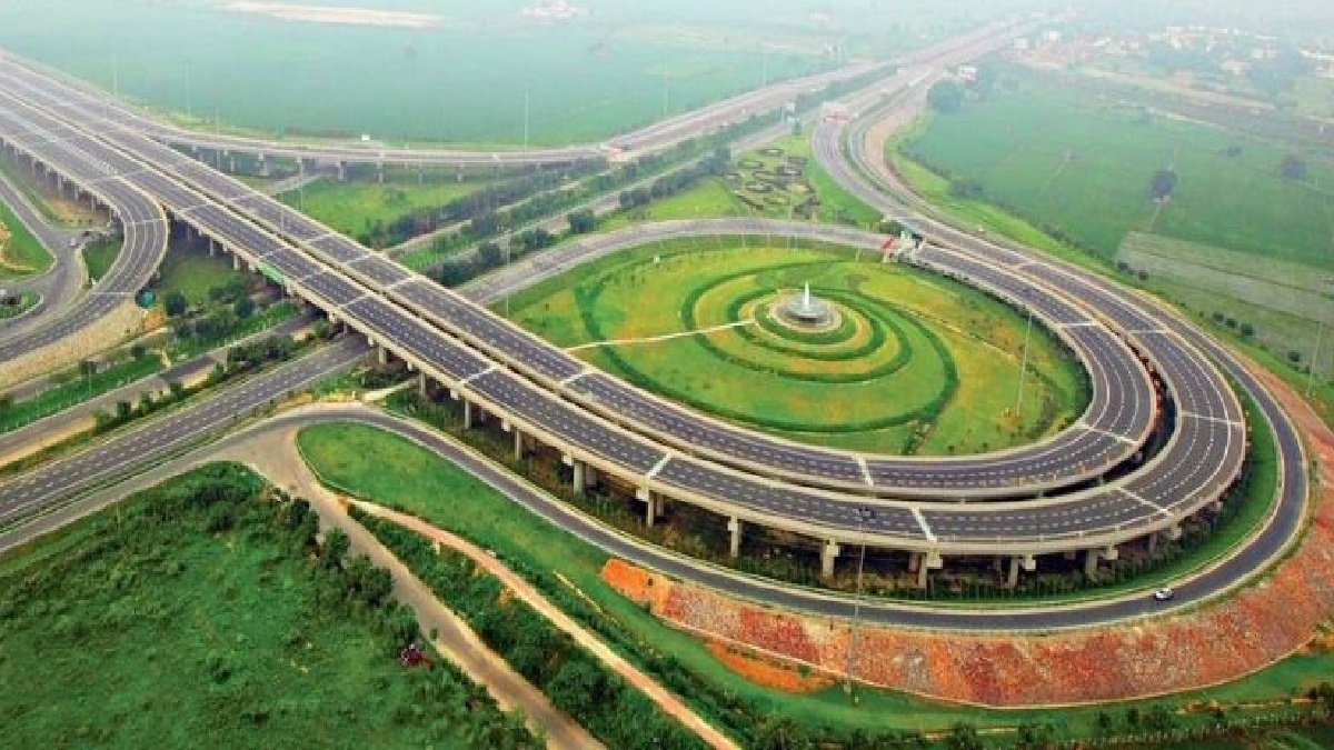 Infrastructure development featuring high speed expressways in Maharashtra