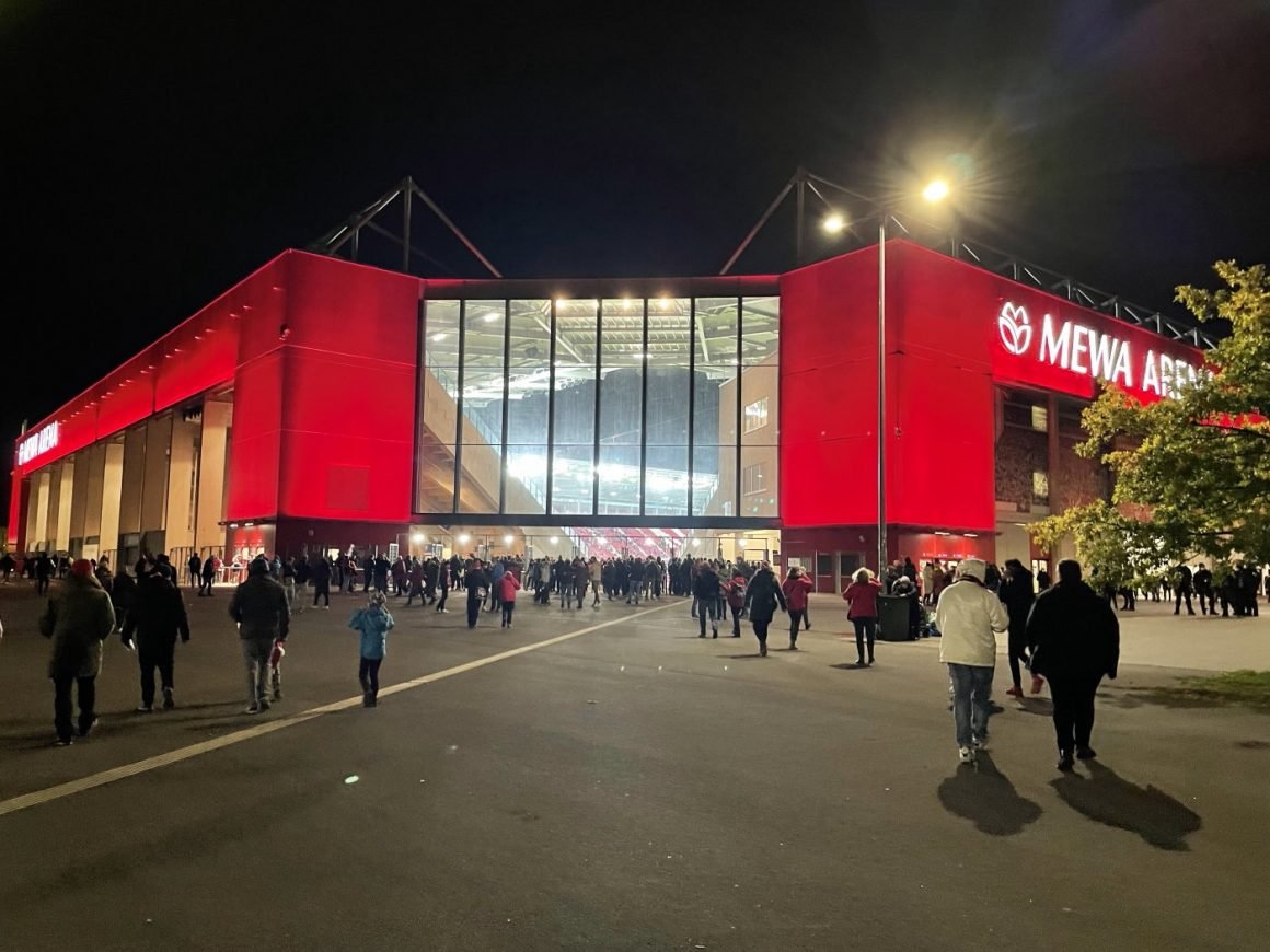 The Mewa Arena in Mainz during a high-stakes night match