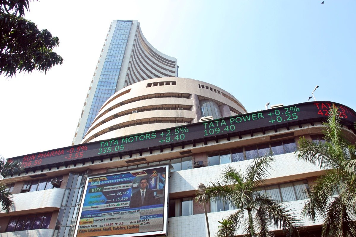 Moneycontrol: Strategic Analysis of India's Financial Hub
