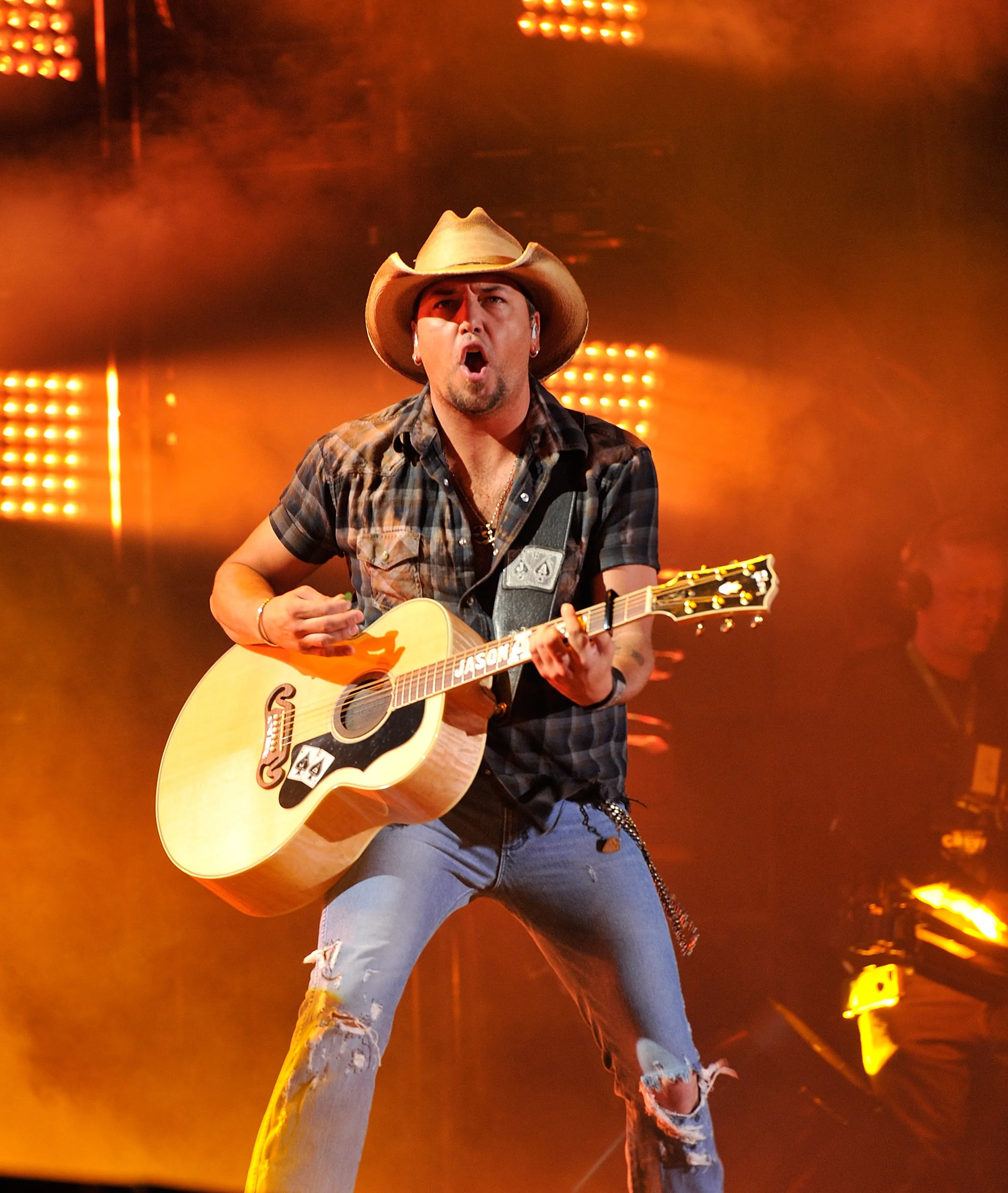 The Evolution of Jason Aldean: How a Georgia Native Redefined Modern Country Rock