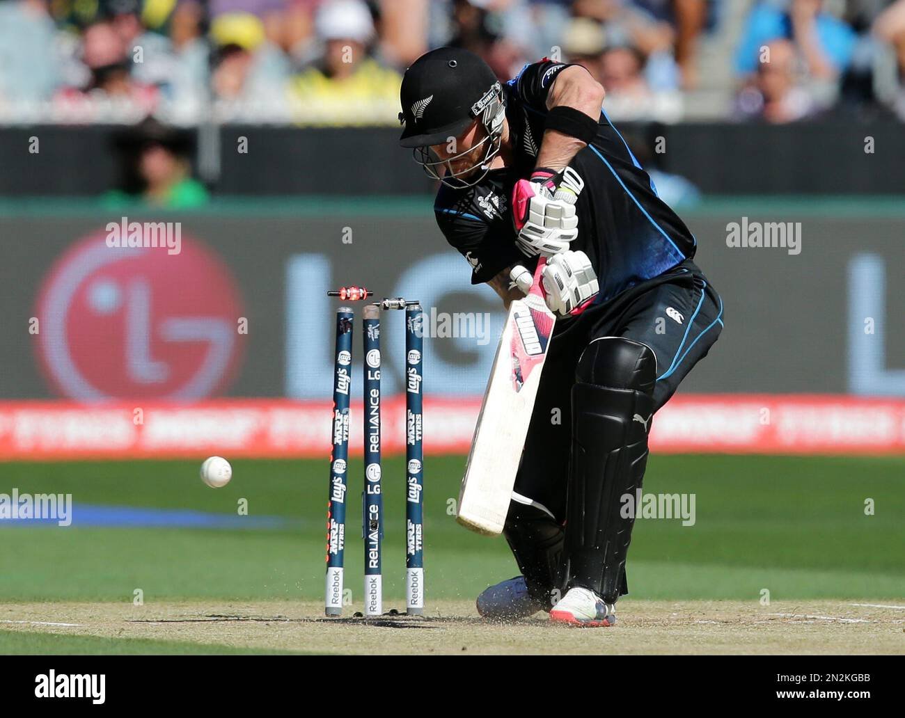Mitchell Starc dismissing Brendon McCullum in the 2015 World Cup final